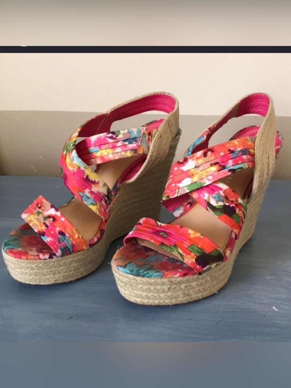 Gianni Bini wedge sandals size 7